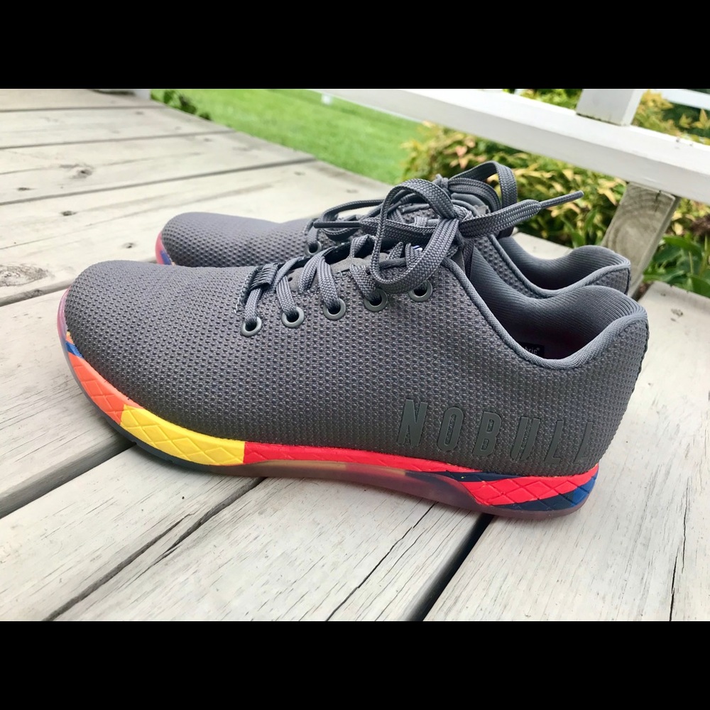 NOBULL Dark Grey Lightening trainer